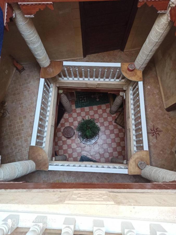 Riad La Rose Des Vents Эс-Сувейра Экстерьер фото