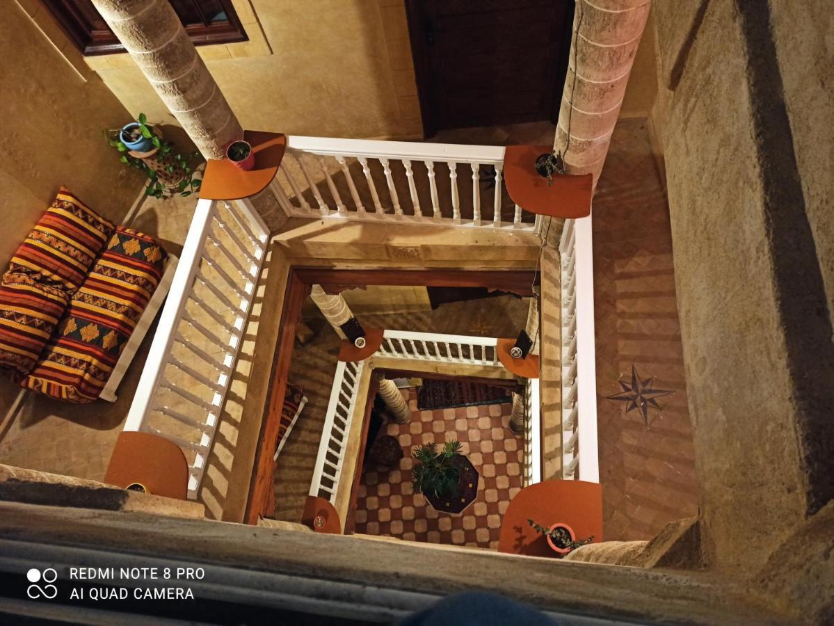 Riad La Rose Des Vents Эс-Сувейра Экстерьер фото